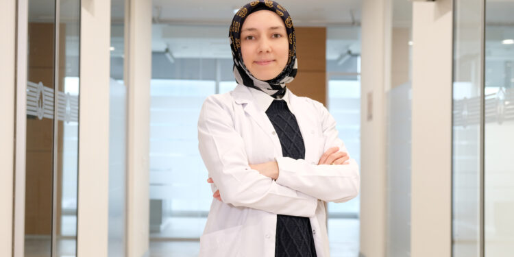 Diş ipi doğru kullanılmadığında fayda değil zarar verebilir!