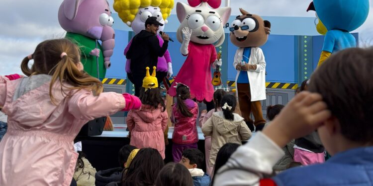Boğaz’da Bayram coşkusu; Galataport İstanbul, 23 Nisan’ı “Ozmo Çocuk Şenliği” ile karşılıyor.