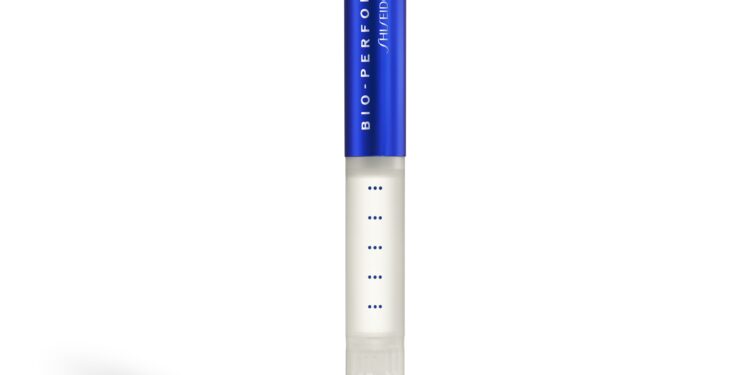 Shiseido Bio-Performance Micro-Click Concentrate ile sıkılaşma ve yenilenme odaklı bakım.