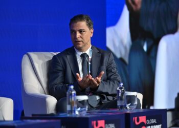 Tepe Kurumsal, yapay zeka ile 10 bin adayla aynı anda görüşüp sonuçları 5 dakikada raporluyor.