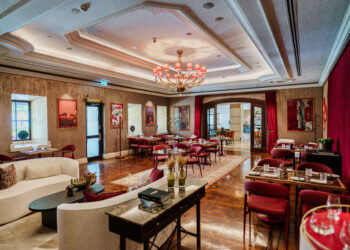 Boğaz’da yeni bir buluşma noktası: The M Lounge.