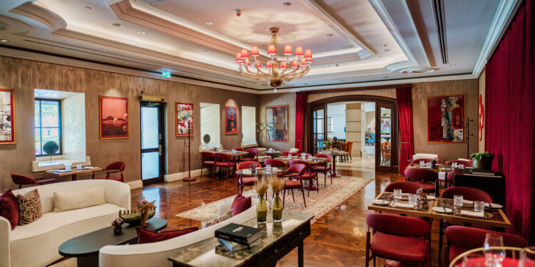 Boğaz’da yeni bir buluşma noktası: The M Lounge.