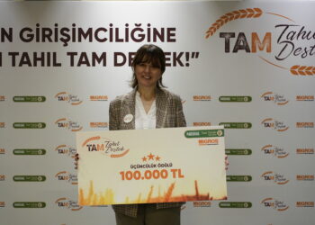 Tam Tahıl Tam Destek ile girişimini geliştirdi: Atık durumdaki meyveleri hammaddeye dönüştürdü.