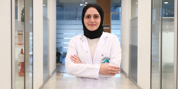 Dişler için tehlikeli ikili: Asit ve şeker.