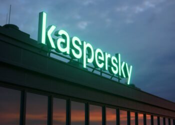 Siber saldırganların yeni hedefi tatilciler: Kaspersky’den güvenli seyahat rehberi.