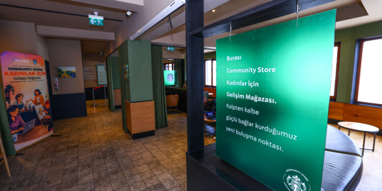 Starbucks Kadın girişimine alan açıyor: Community Store Starbucks Kadınlar için Gelişim Mağazası.