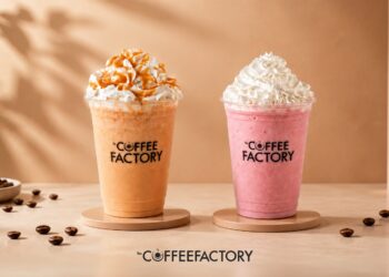 Coffee Factory’den yaza tatlı dokunuşlar Strawberry Chocolate Cream ve Caramel Waffle Cream.