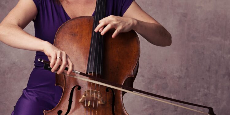 Pera Müzesi’nde tablolar arasında bir klasik müzik gecesi.