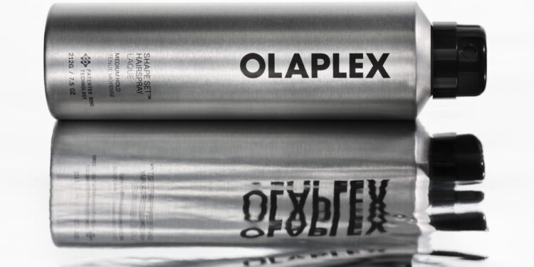 Olaplex, Shape Set Saç Spreyi ile performans odaklı şekillendirmenin kurallarını yeniden yazıyor.Olaplex, Shape Set Saç Spreyi ile performans odaklı şekillendirmenin kurallarını yeniden yazıyor.